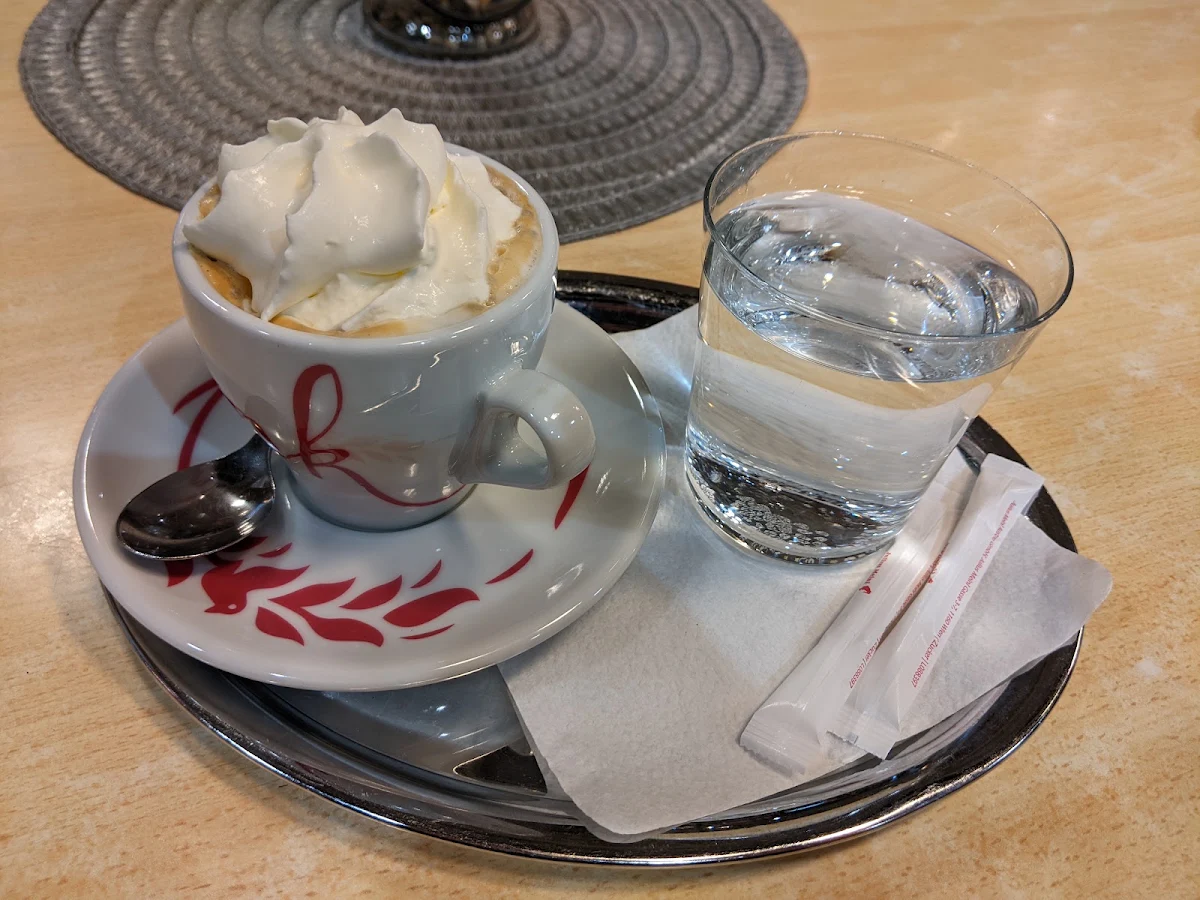 Essen und Trinken photo 1