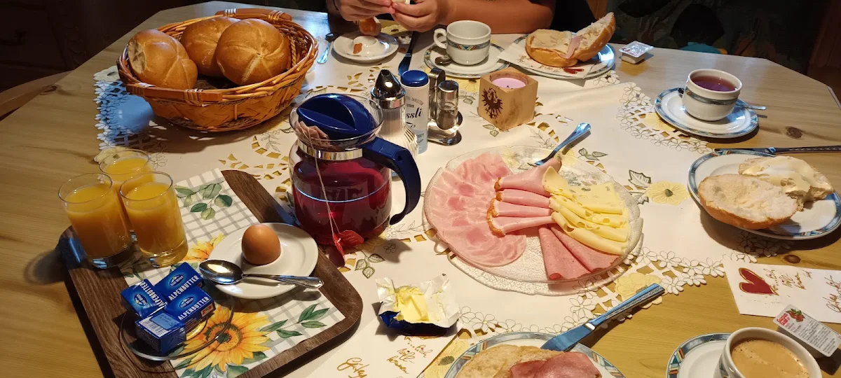 Essen und Trinken photo 2