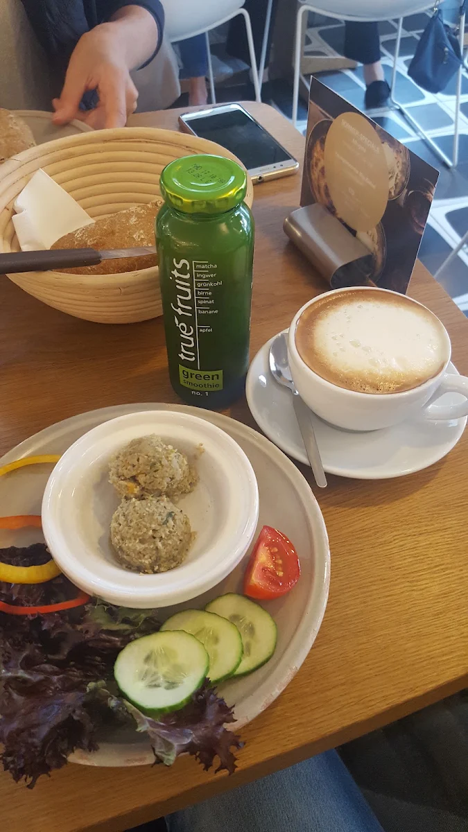 Essen und Trinken photo 5