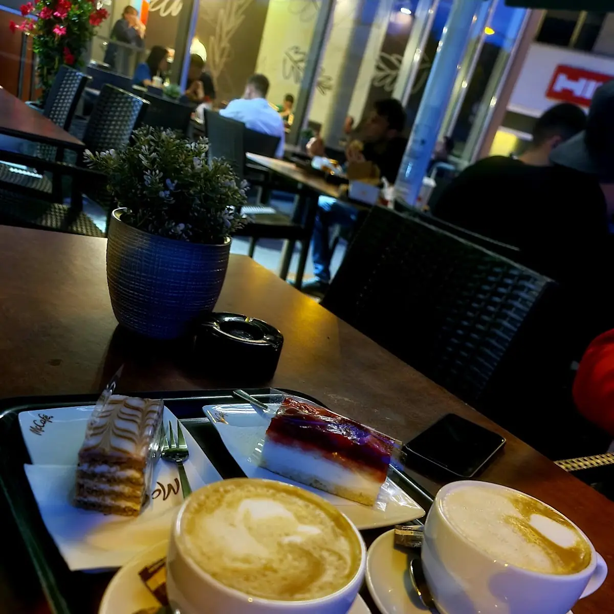 Essen und Trinken photo 1