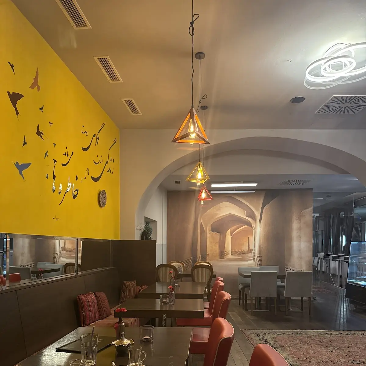Safran Restaurant Café Titelbild
