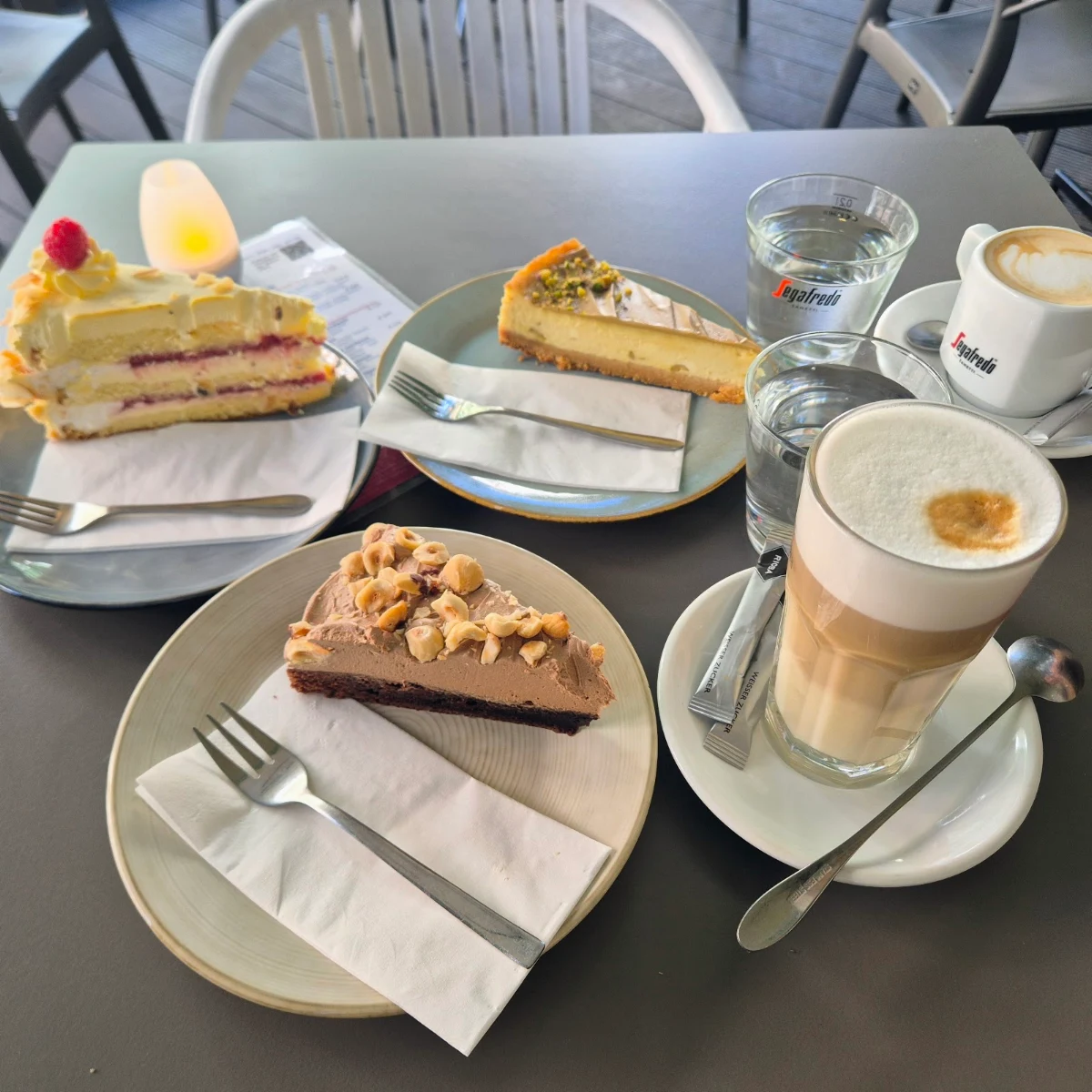 Essen und Trinken photo 1