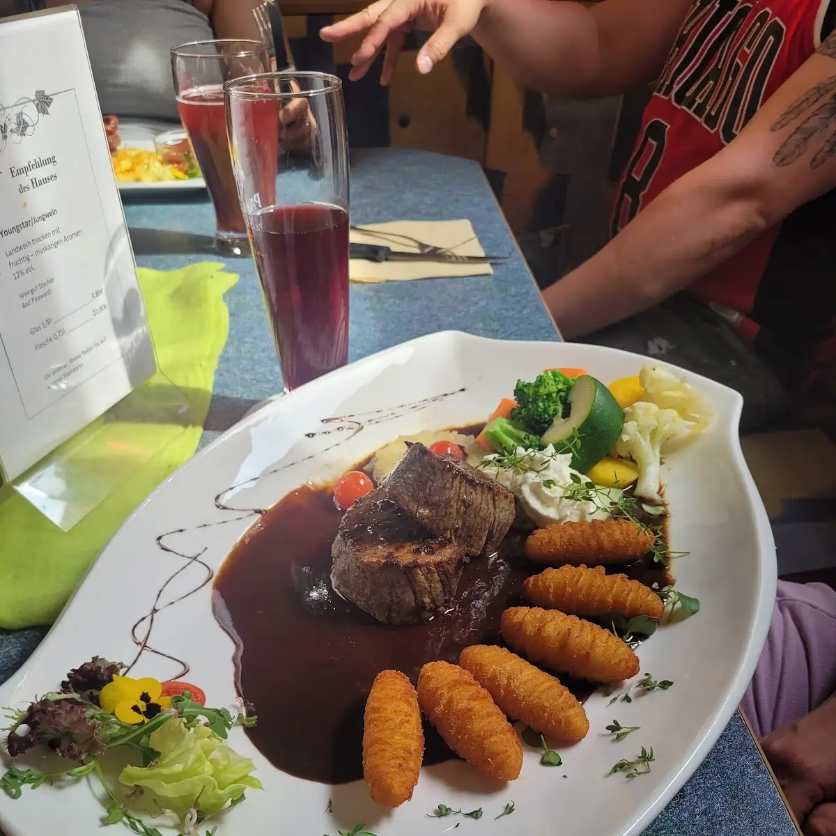 Essen und Trinken photo 3