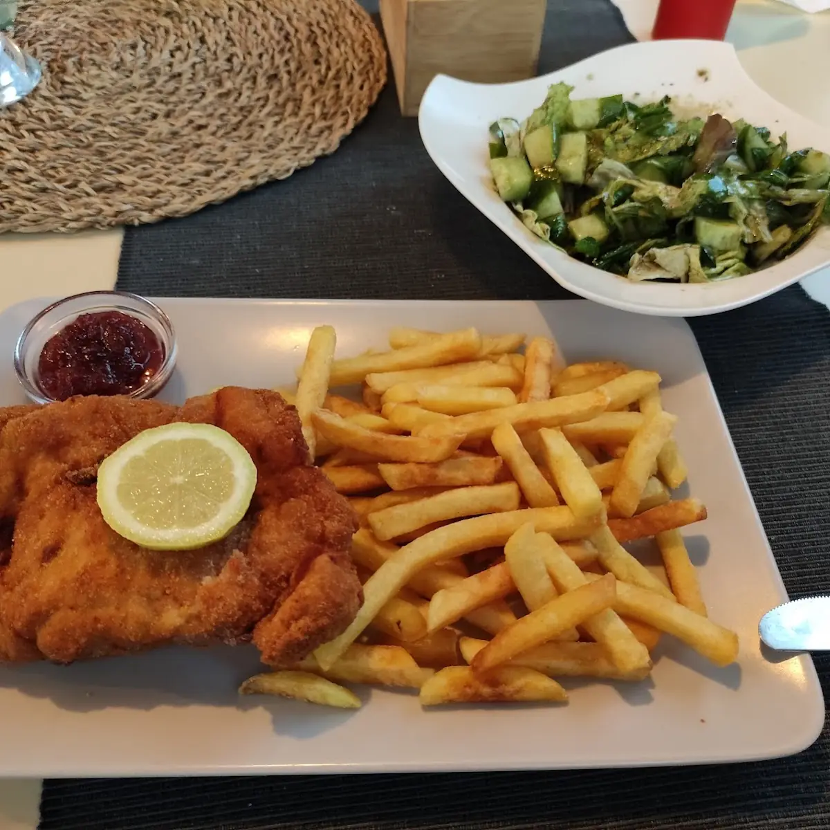 Essen und Trinken photo 1
