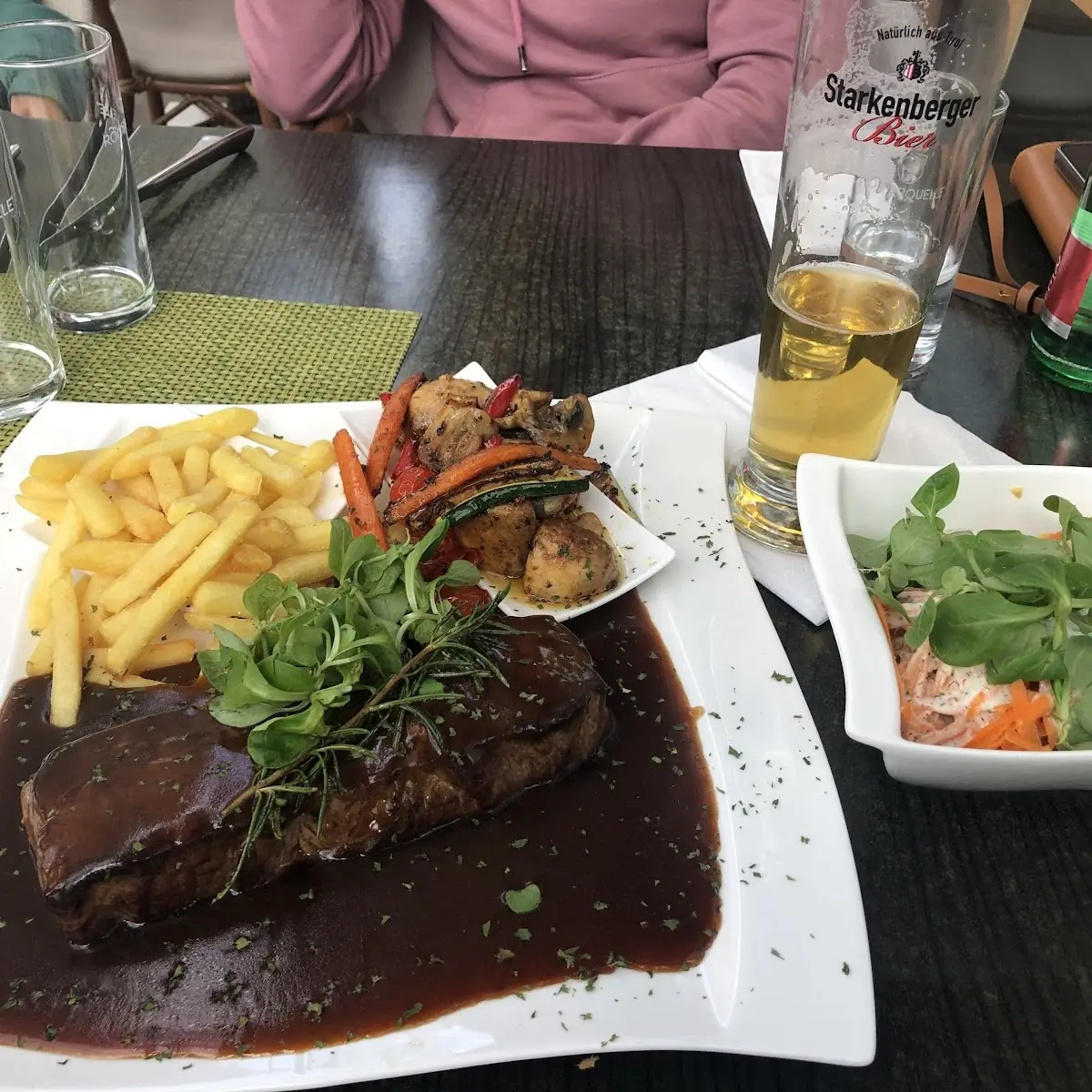 Essen und Trinken photo 3