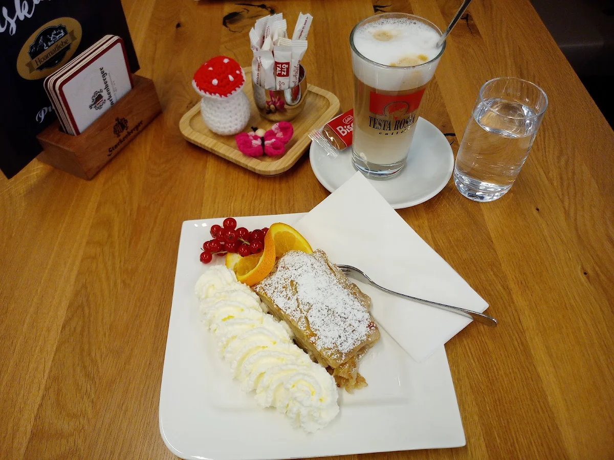 Essen und Trinken photo 2