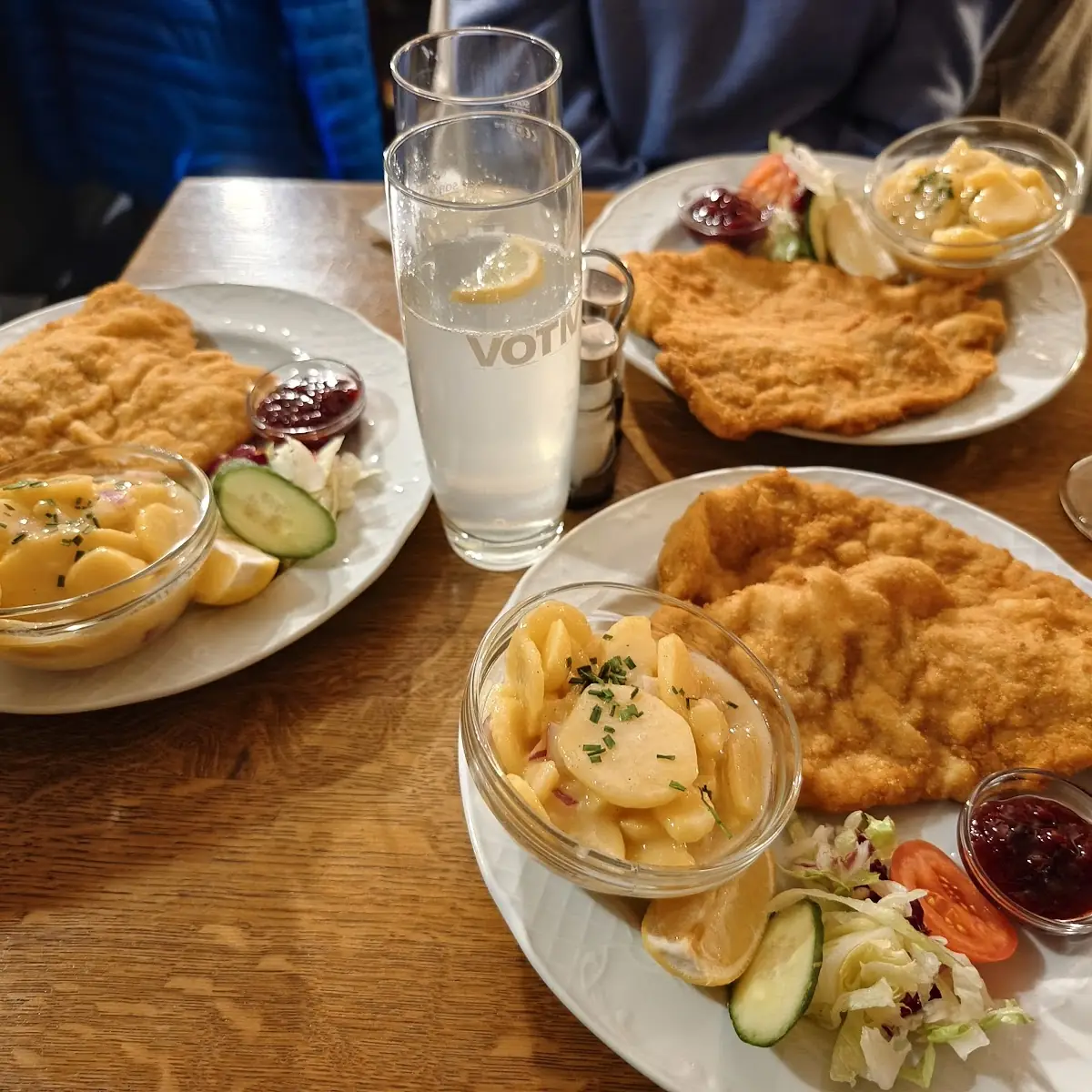 Essen und Trinken photo 3