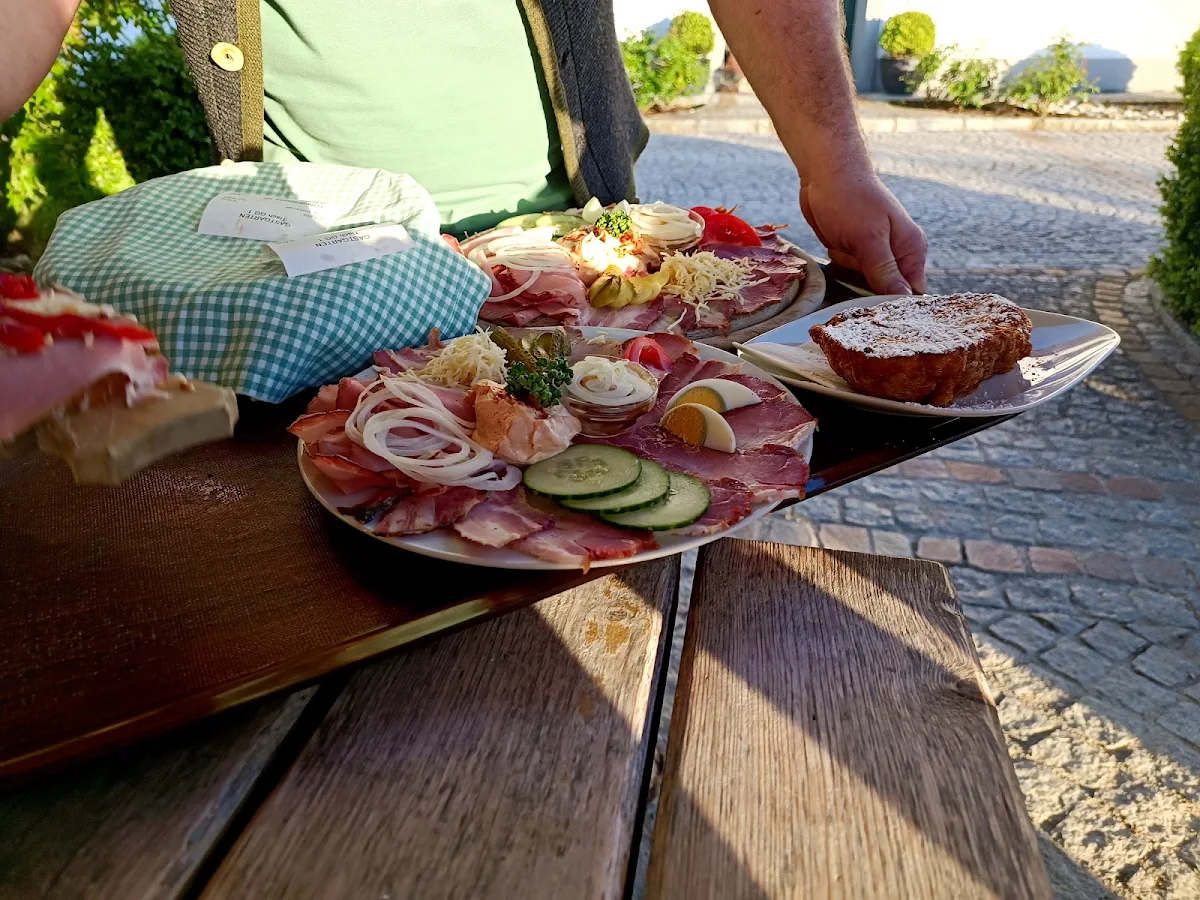 Essen und Trinken photo 2