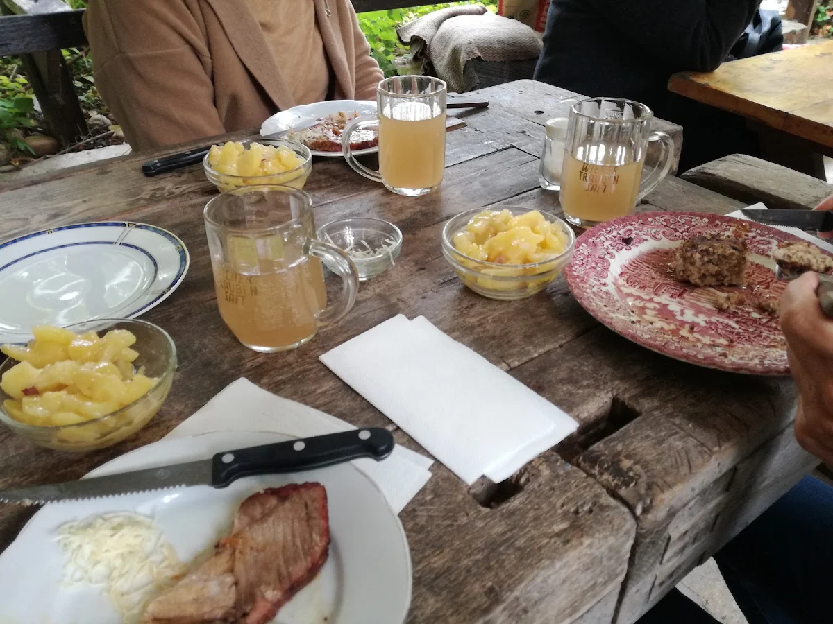 Essen und Trinken photo 2