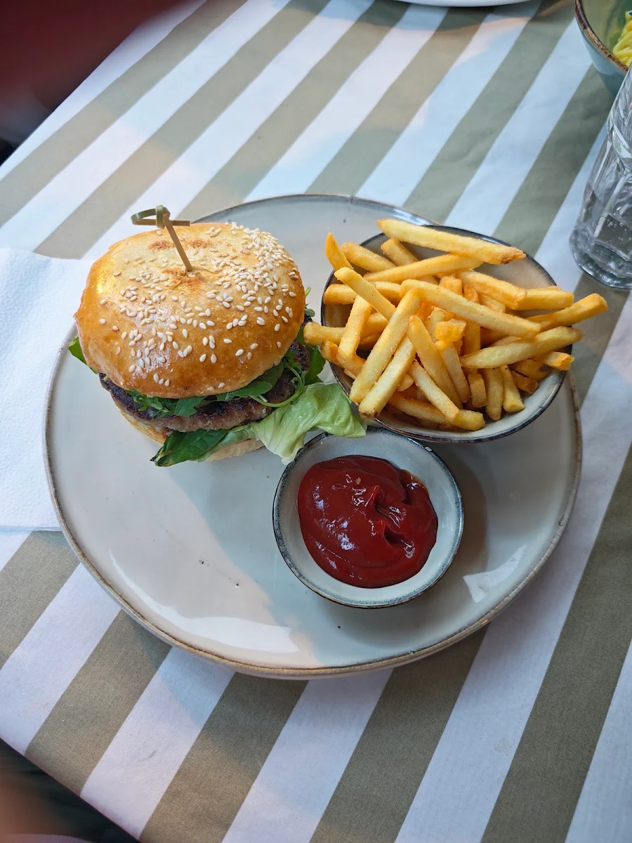 Essen und Trinken photo 2