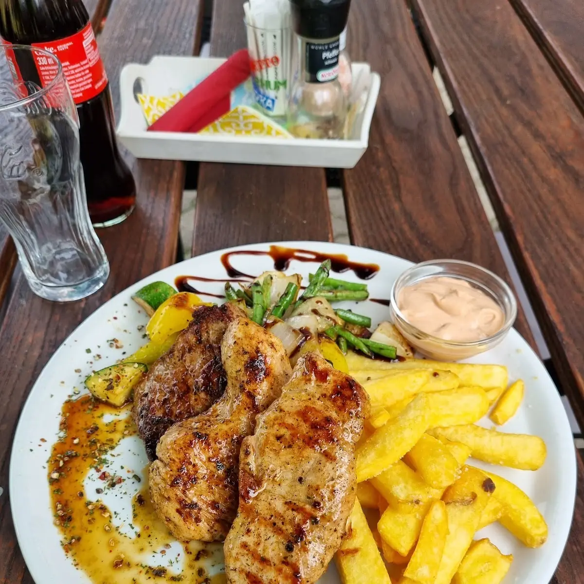 Essen und Trinken photo 2