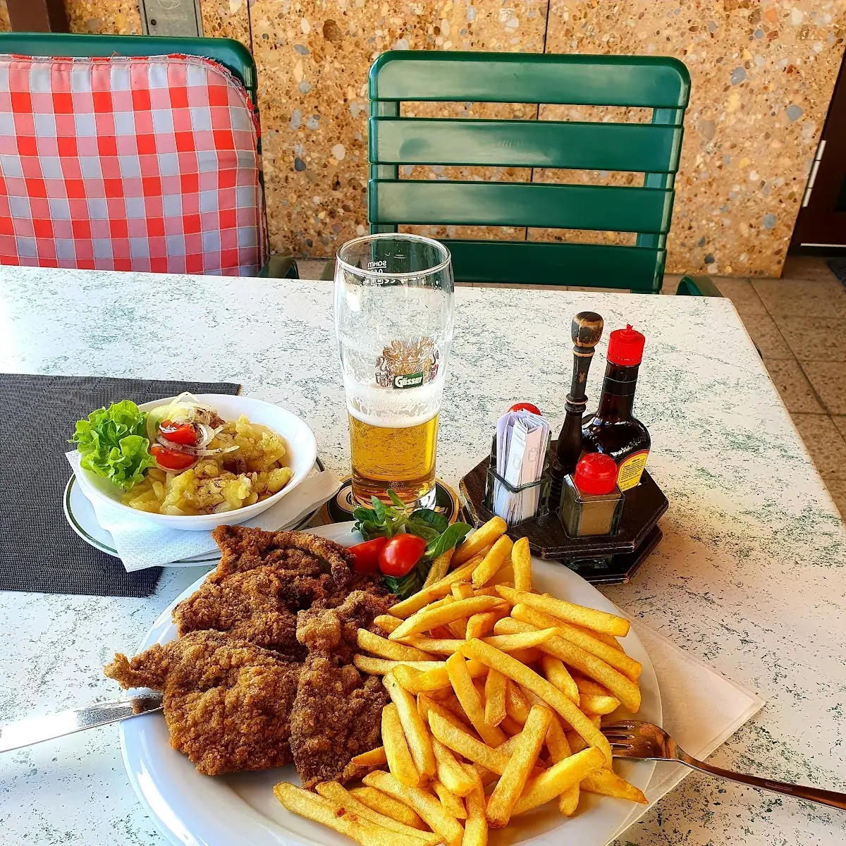 Essen und Trinken photo 1