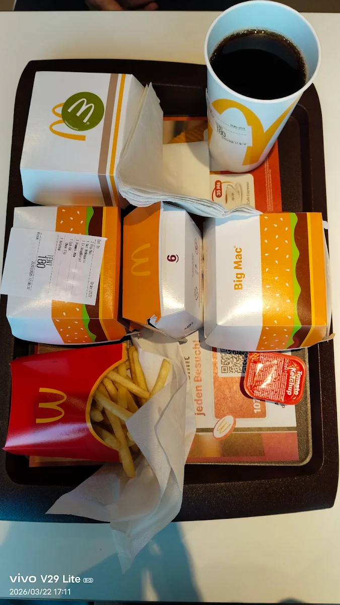 Essen und Trinken photo 1