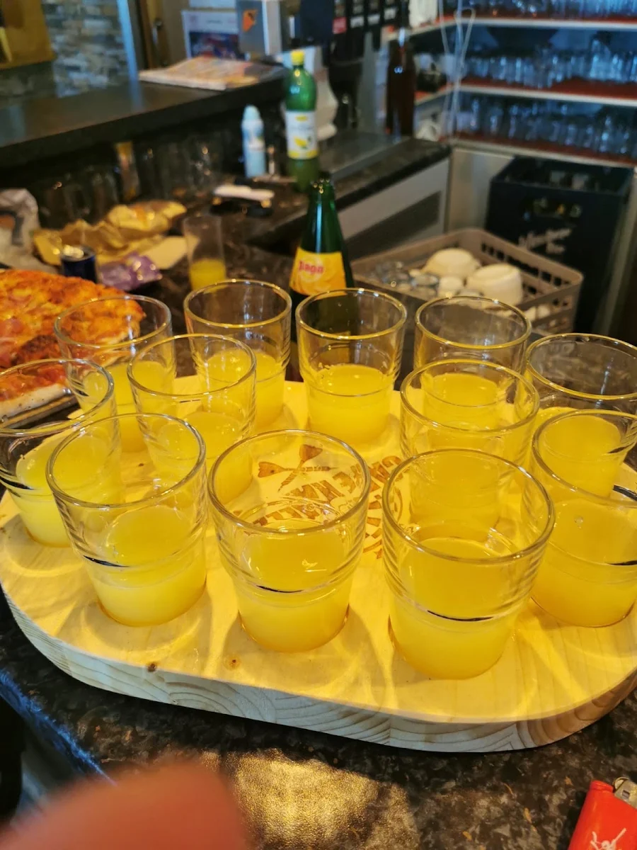 Essen und Trinken photo 1