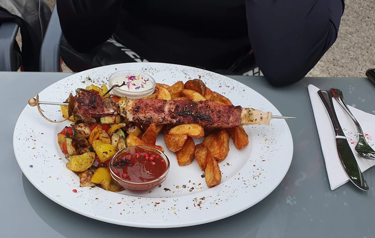 Essen und Trinken photo 3