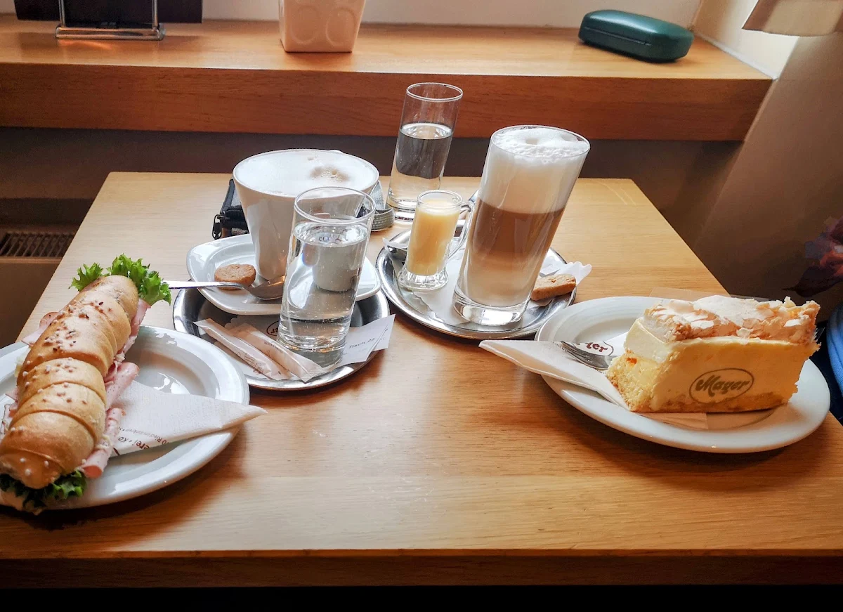 Essen und Trinken photo 3