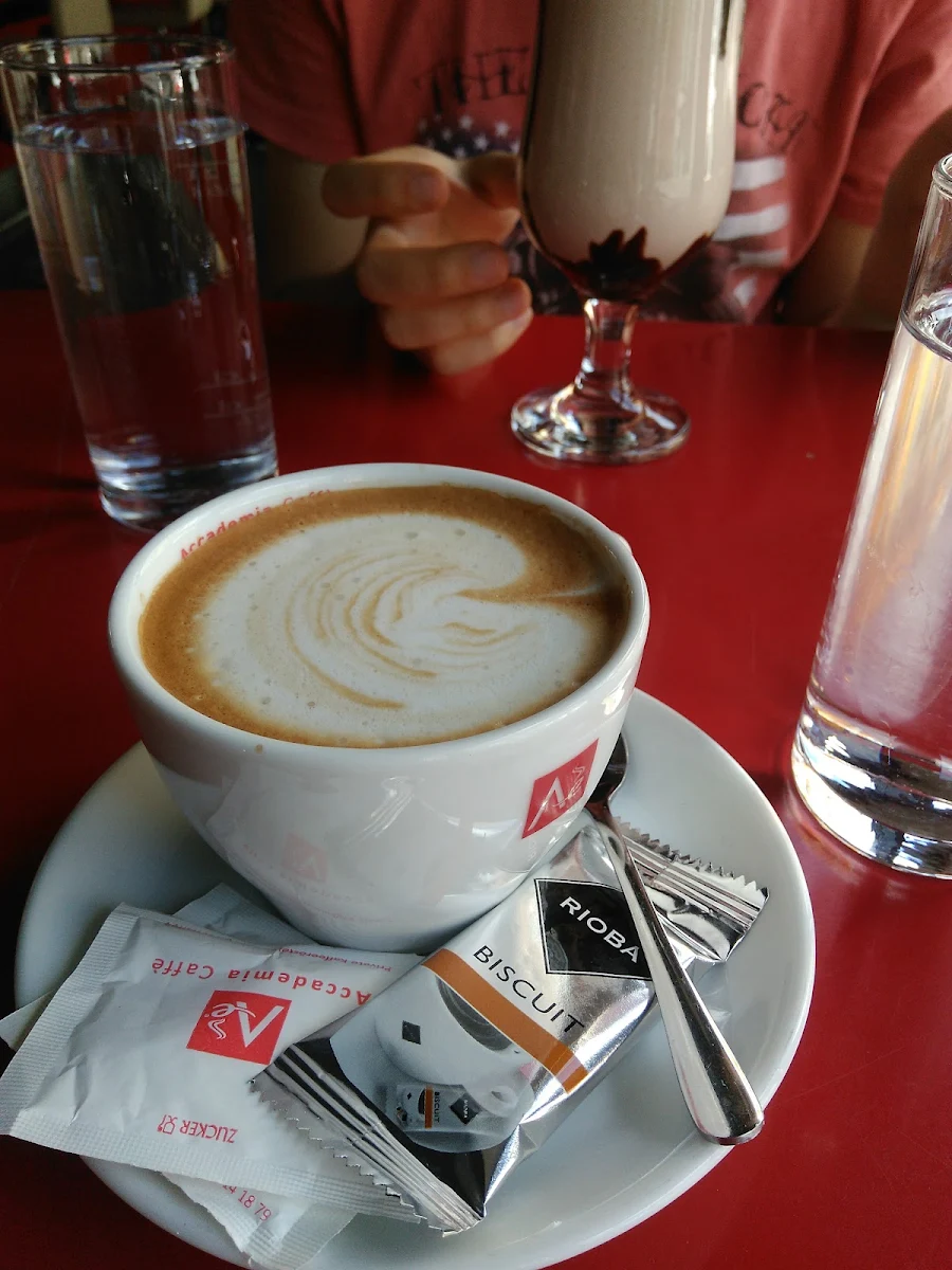 Essen und Trinken photo 3