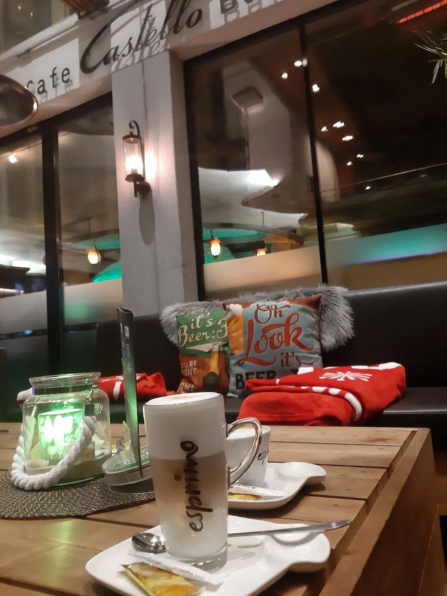 Essen und Trinken photo 1