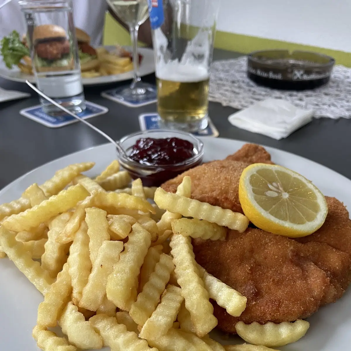 Essen und Trinken photo 2