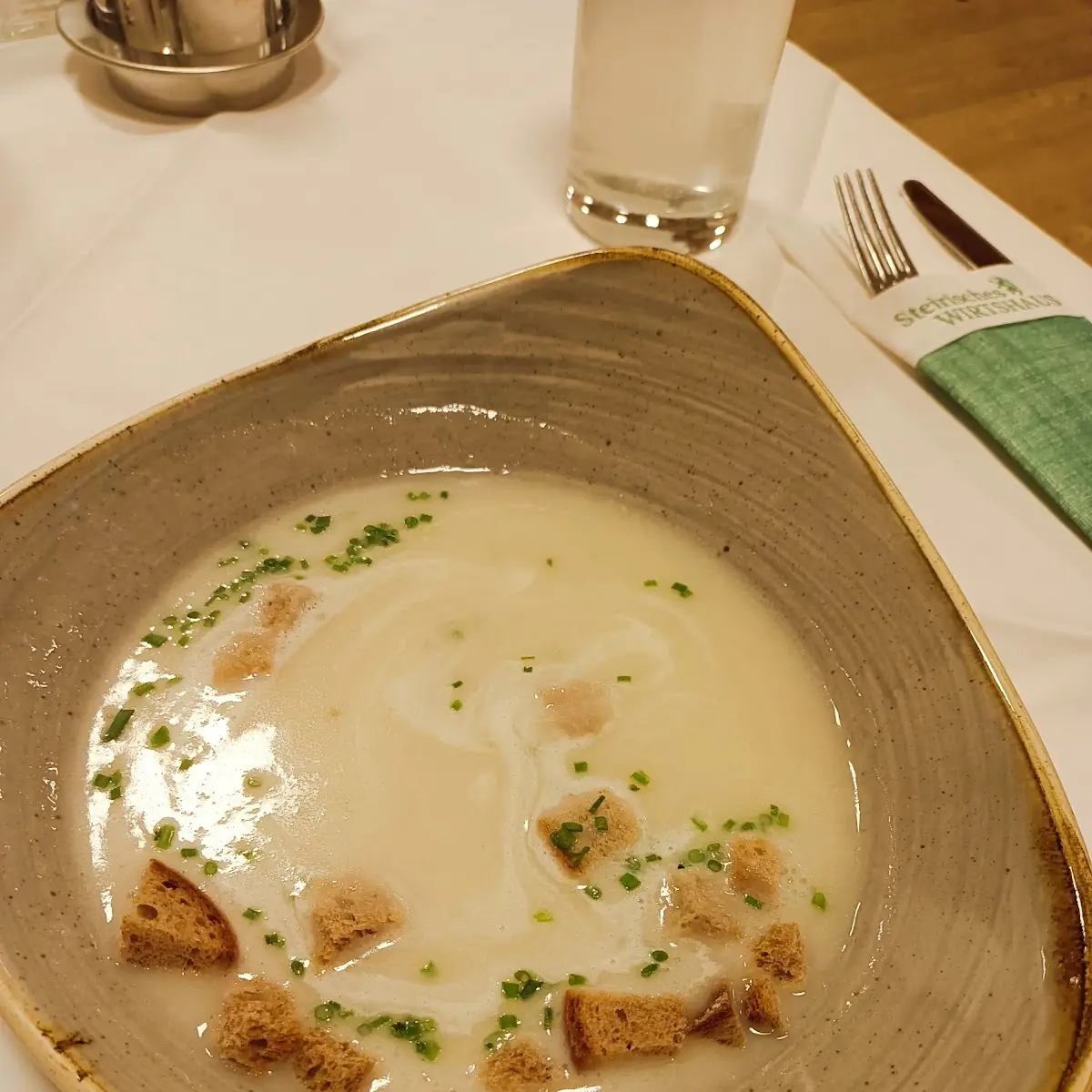 Essen und Trinken, Gasthof Niggas Kranerwirt