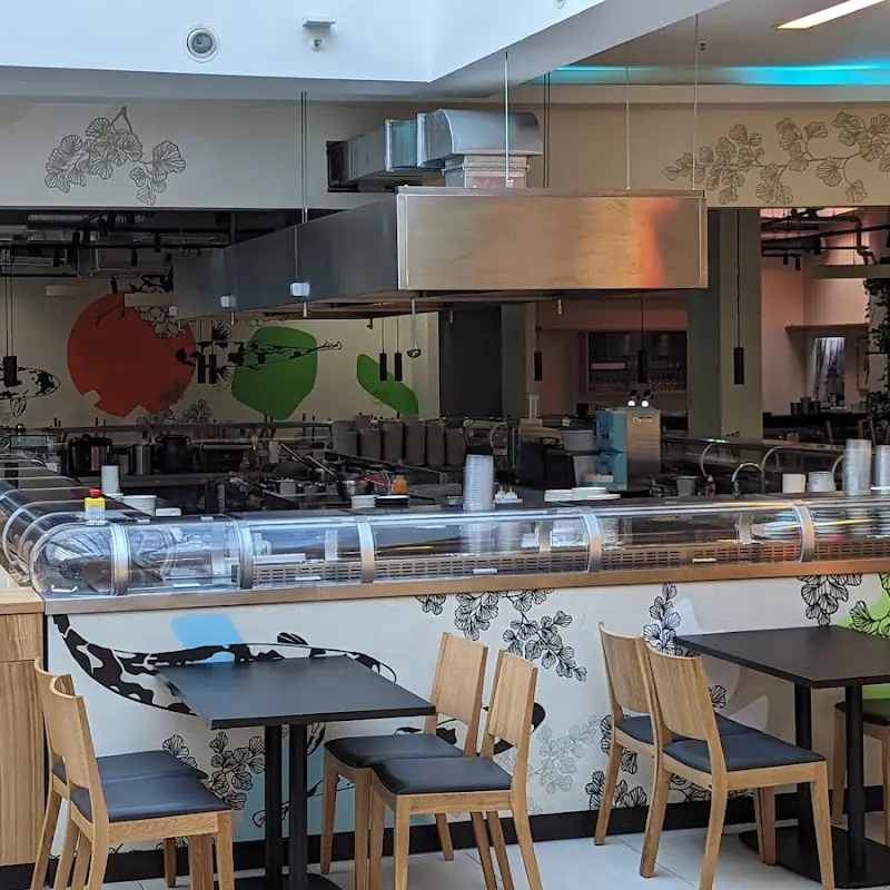 YUZU Running Sushi im Auhof Center