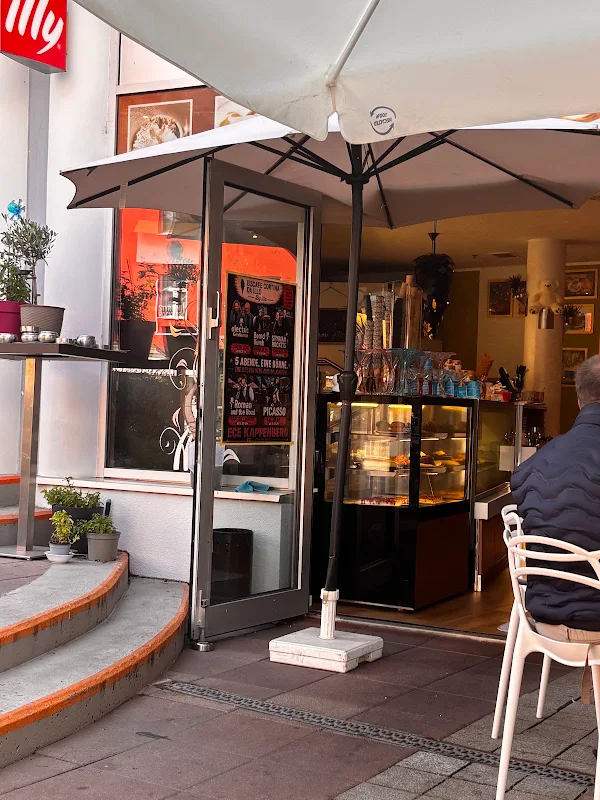 Eiscafe Cortina Da Illo