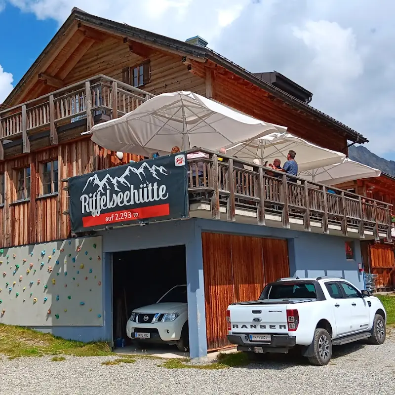 Rifflseehütte - Pitztal - Pächer Waibl Anita
