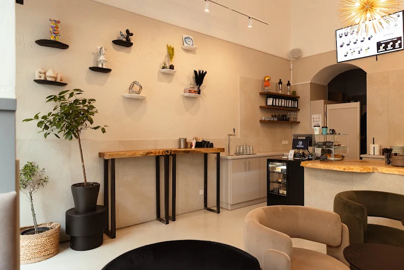 THE DISTRICT COFFEE | TEA | MATCHA