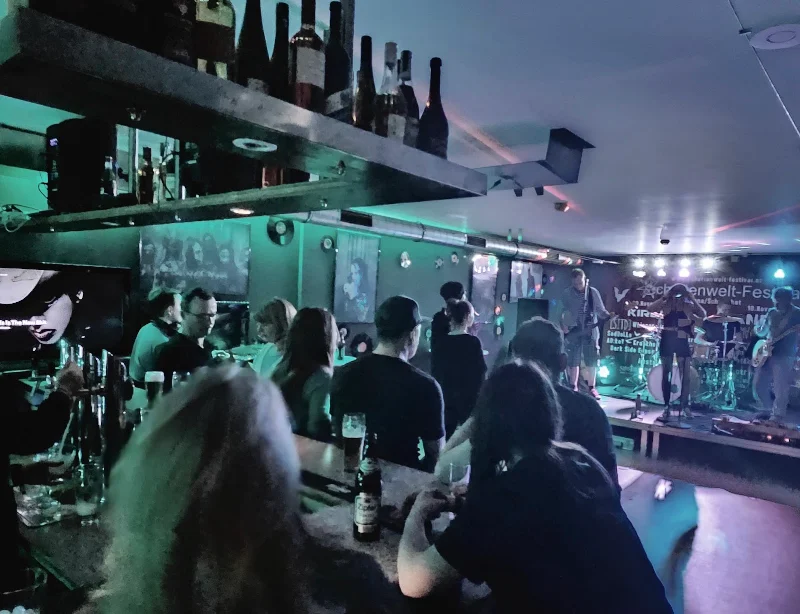 Bar Number9