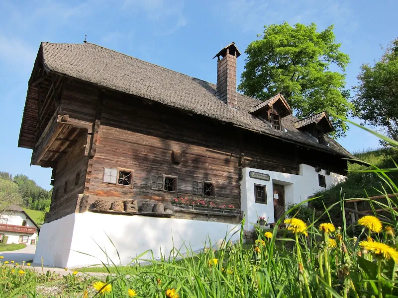 Gasthaus Almer & Heimatmuseum Rauchstubenhaus