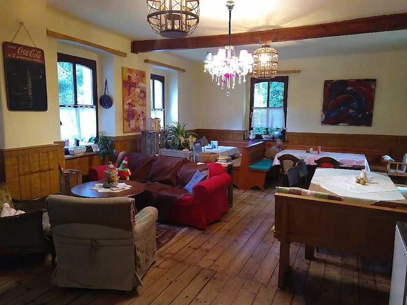 Am Haselhof - Familien-Heuriger & Bauernhof & Therapie und Resilienz im Wienerwald
