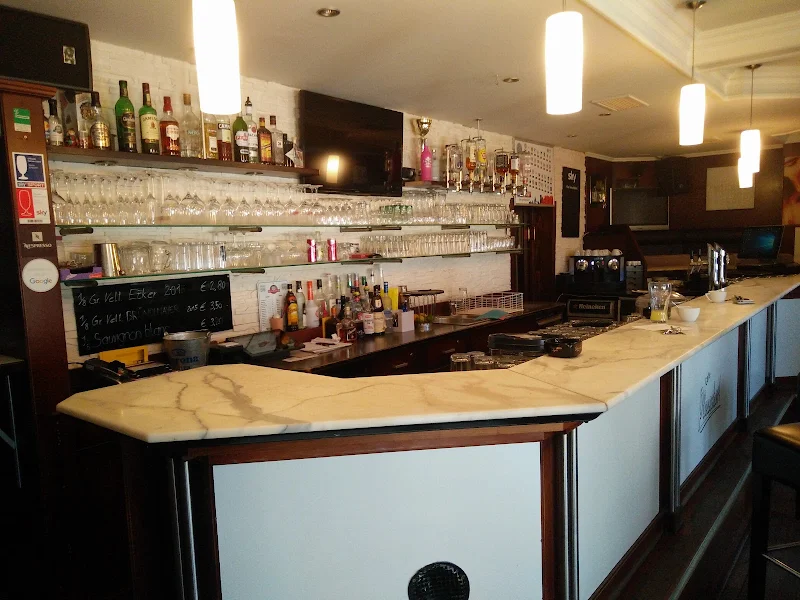 Cafe-Bar Plauscherl
