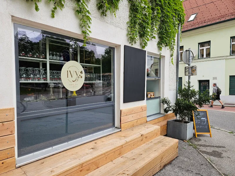 Café Ivy
