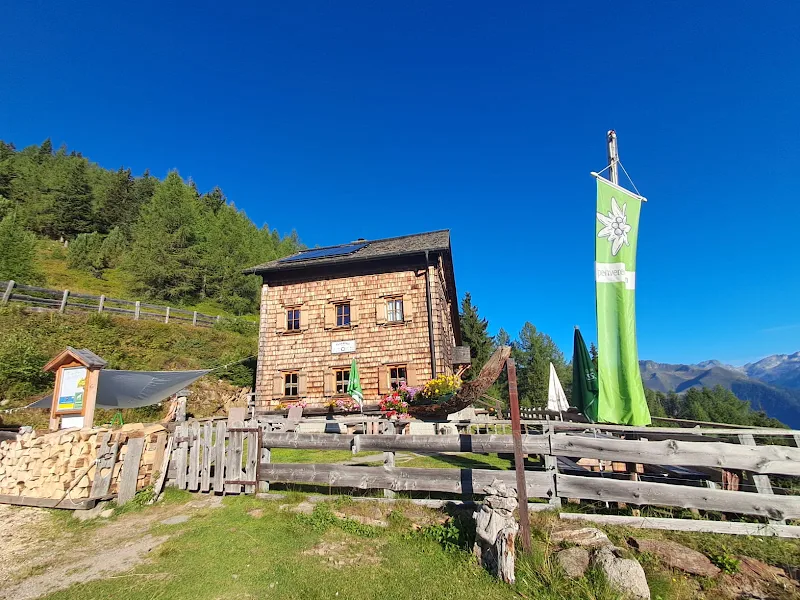 Polinikhütte
