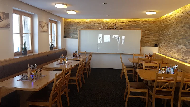 Cafe-Restaurant Lari-Fari
