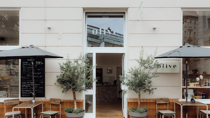olive café & concept store