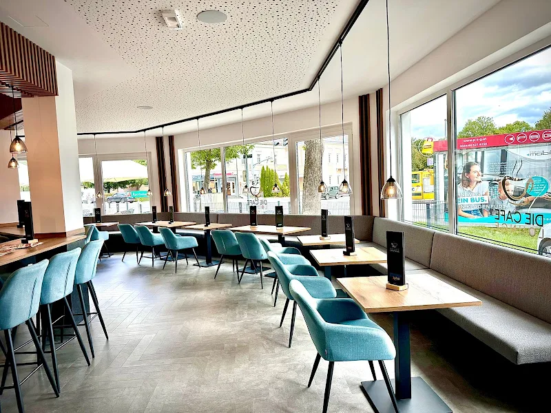 DIE CAFE LOUNGE