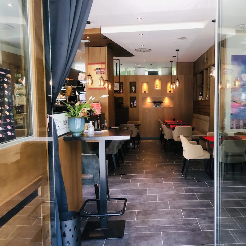 Victoria Sushi Bar & Restaurant