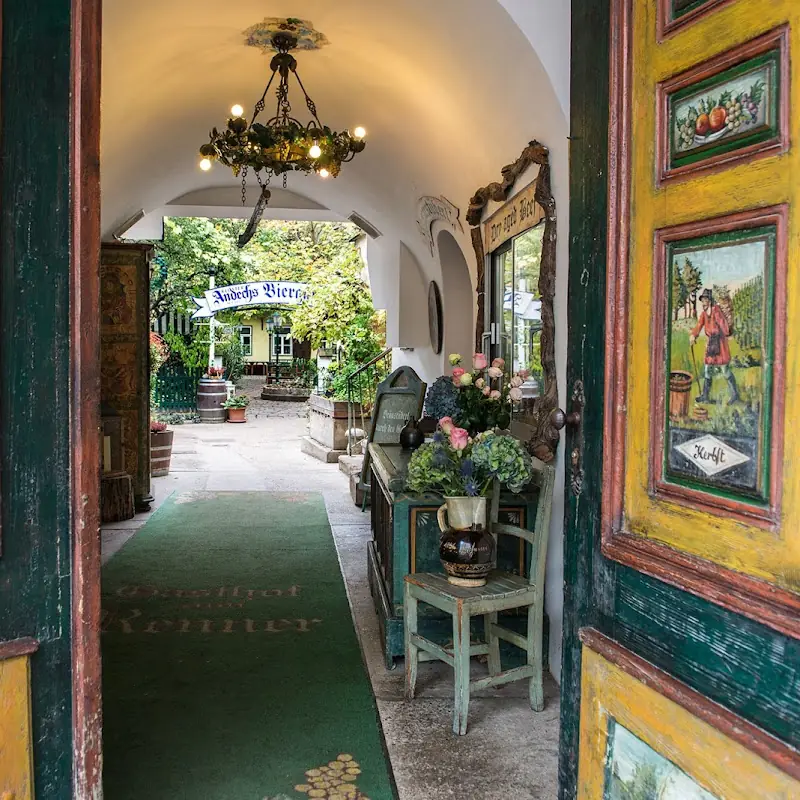 ZUM RENNER - Wiener Gastlichkeit seit 1899