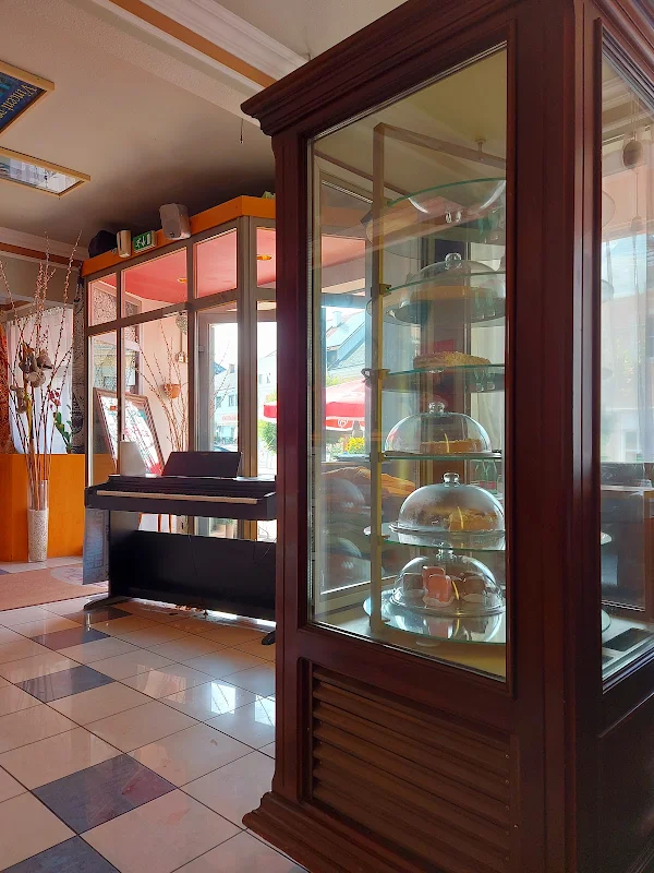 Cafe Fenz