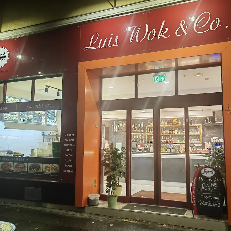 Luis wok & CO .