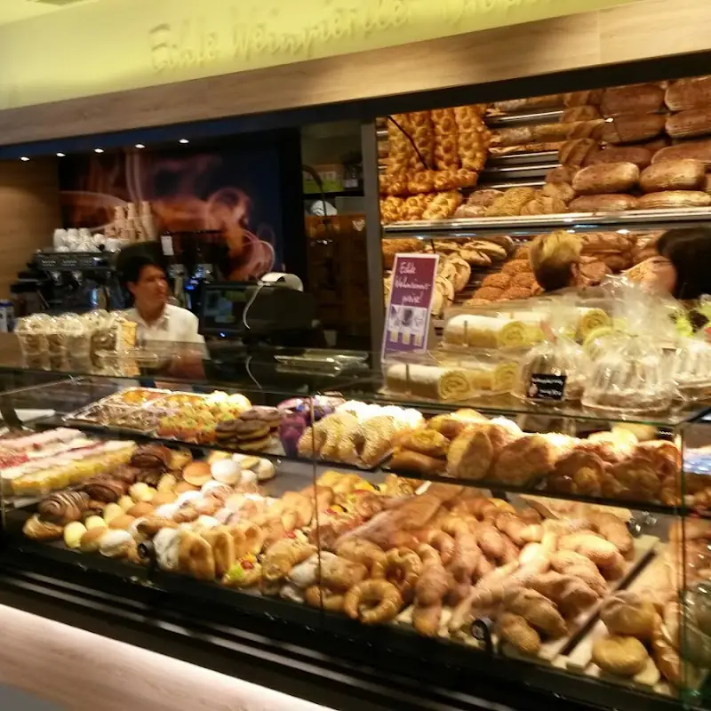 Geier. Die Bäckerei