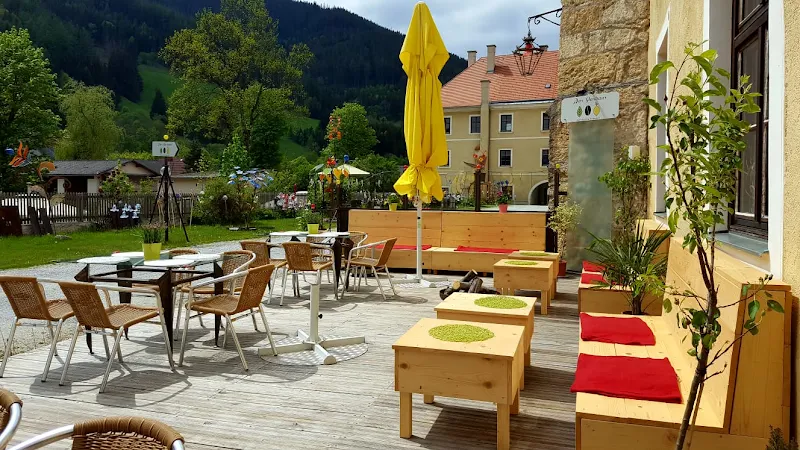 Café Glashaus " Kultcafé im Kaiserhof"