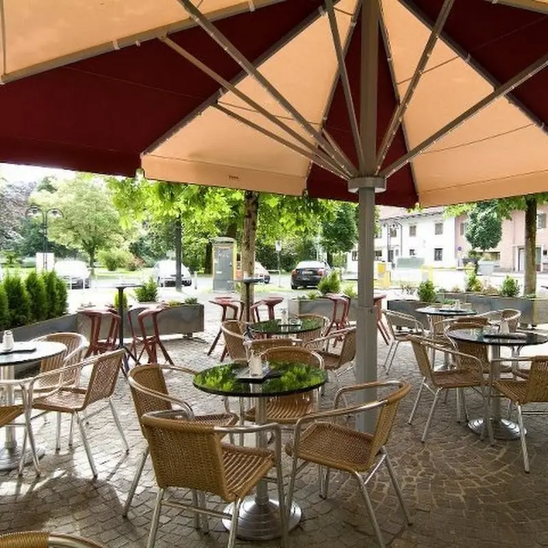 Cafe Bar Steh