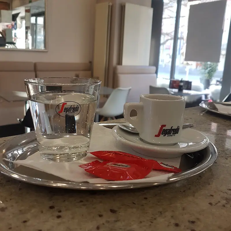 Eis Cafe La Piazza