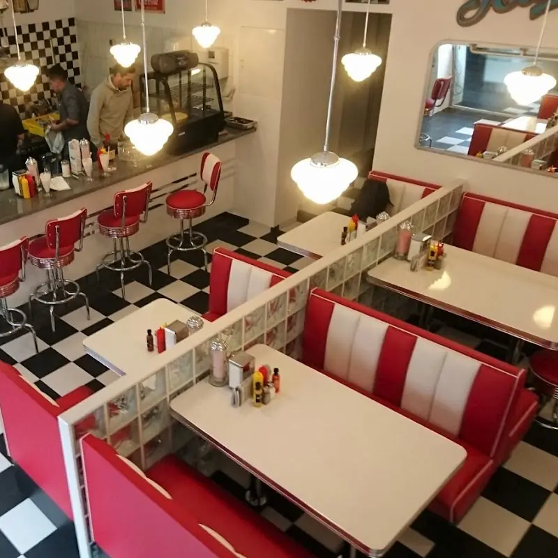 Teddy's American Diner