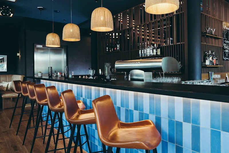 DROI Café & Bar