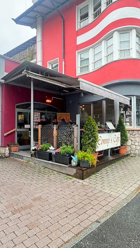 Connys Cafe