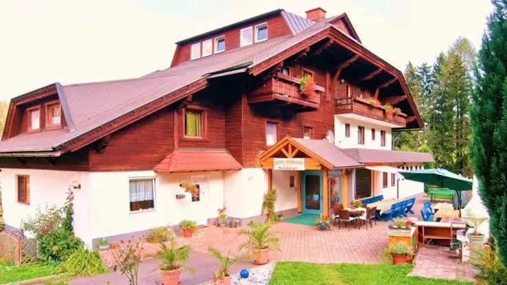 Pension Almhof - Treffen am Ossiacher See 9542 Verditz-Afritz am See