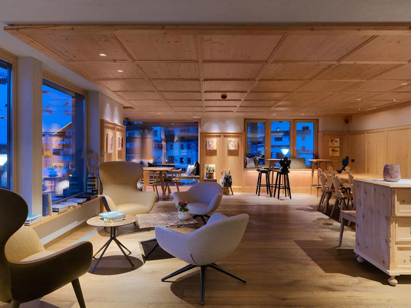 Muiren Lounge